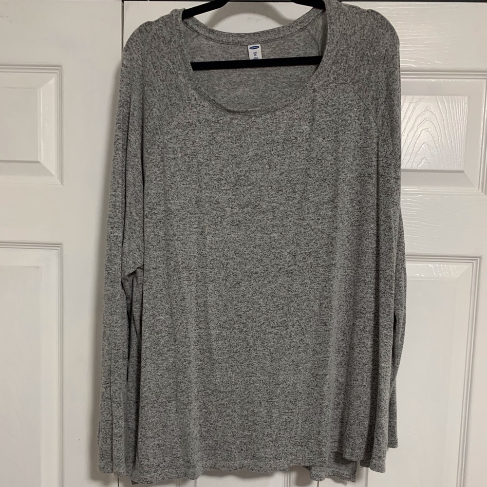 Women’s long sleeve shirt